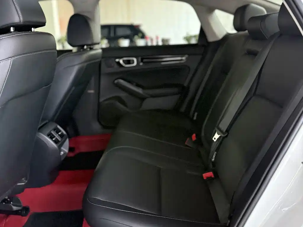 Honda Civic — миниатюра 13