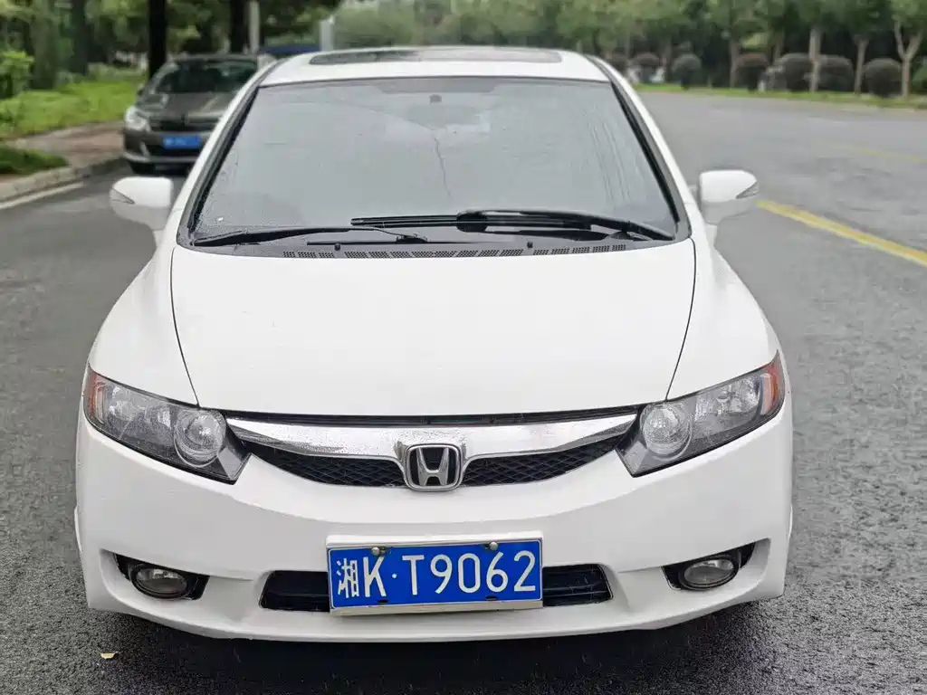 Honda Civic — миниатюра 2