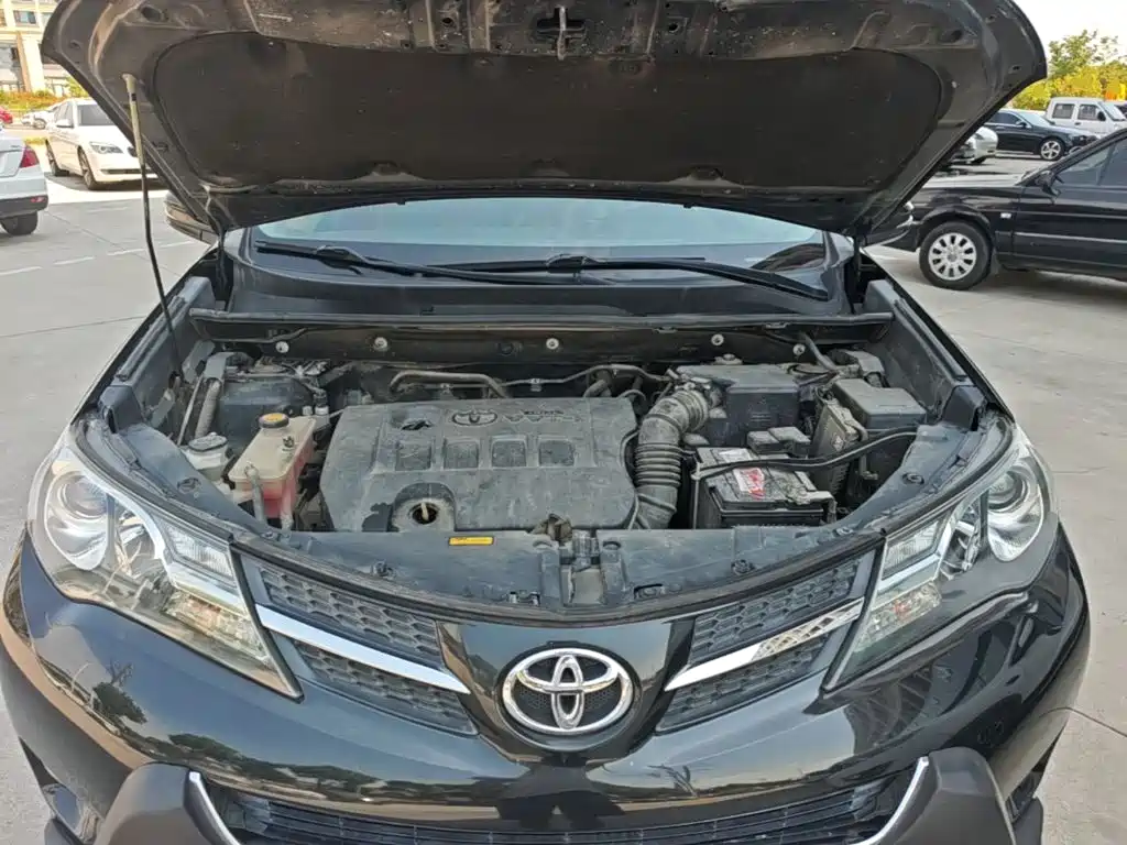Toyota RAV4 — миниатюра 20