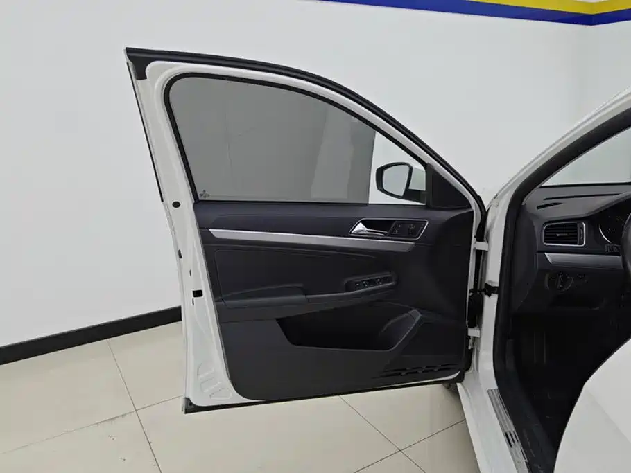 Volkswagen Gran Lavida — миниатюра 7