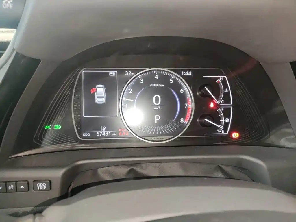 Lexus ES — миниатюра 12