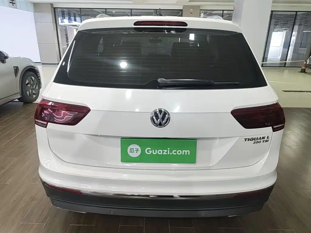 Volkswagen Tiguan L — миниатюра 6