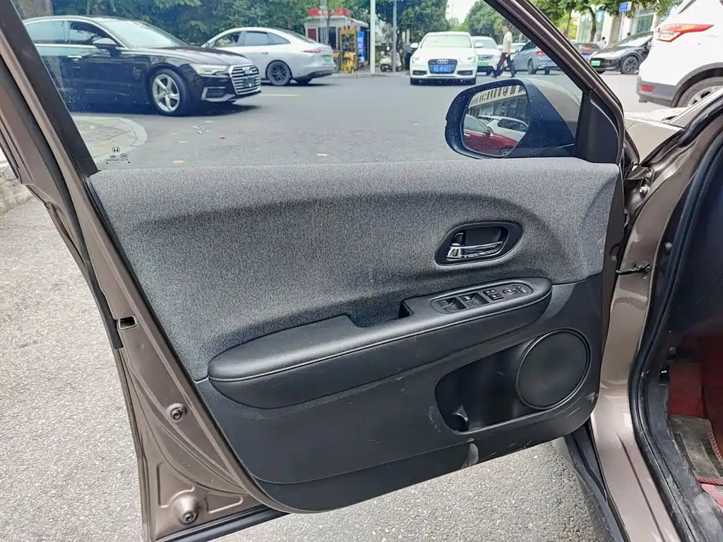 Honda XR-V — миниатюра 6