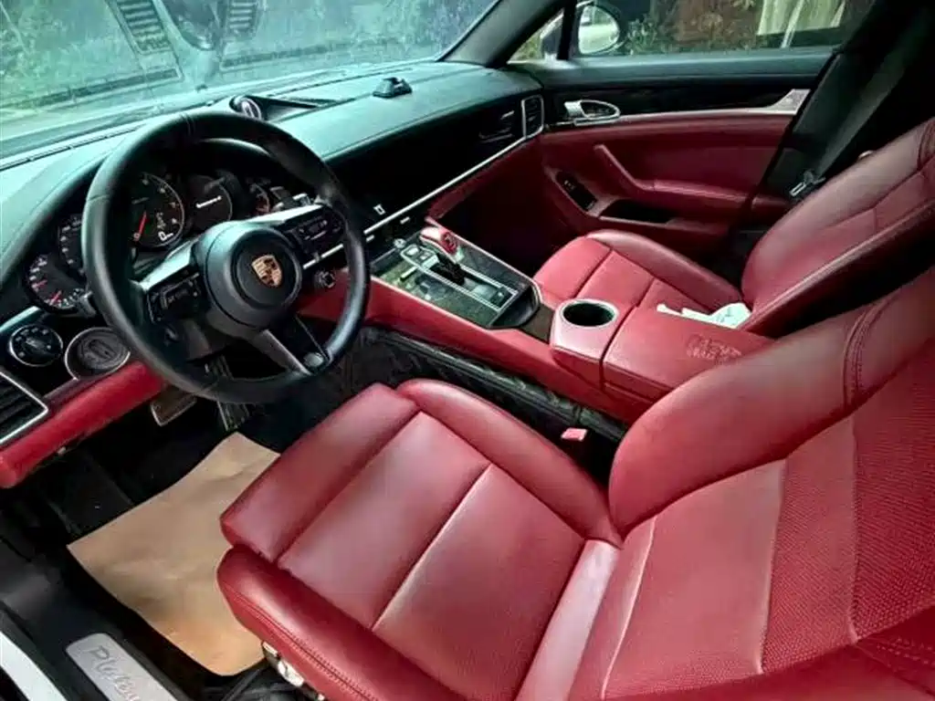 Porsche Panamera 2013 Panamera Platinum Edition 3.6L
