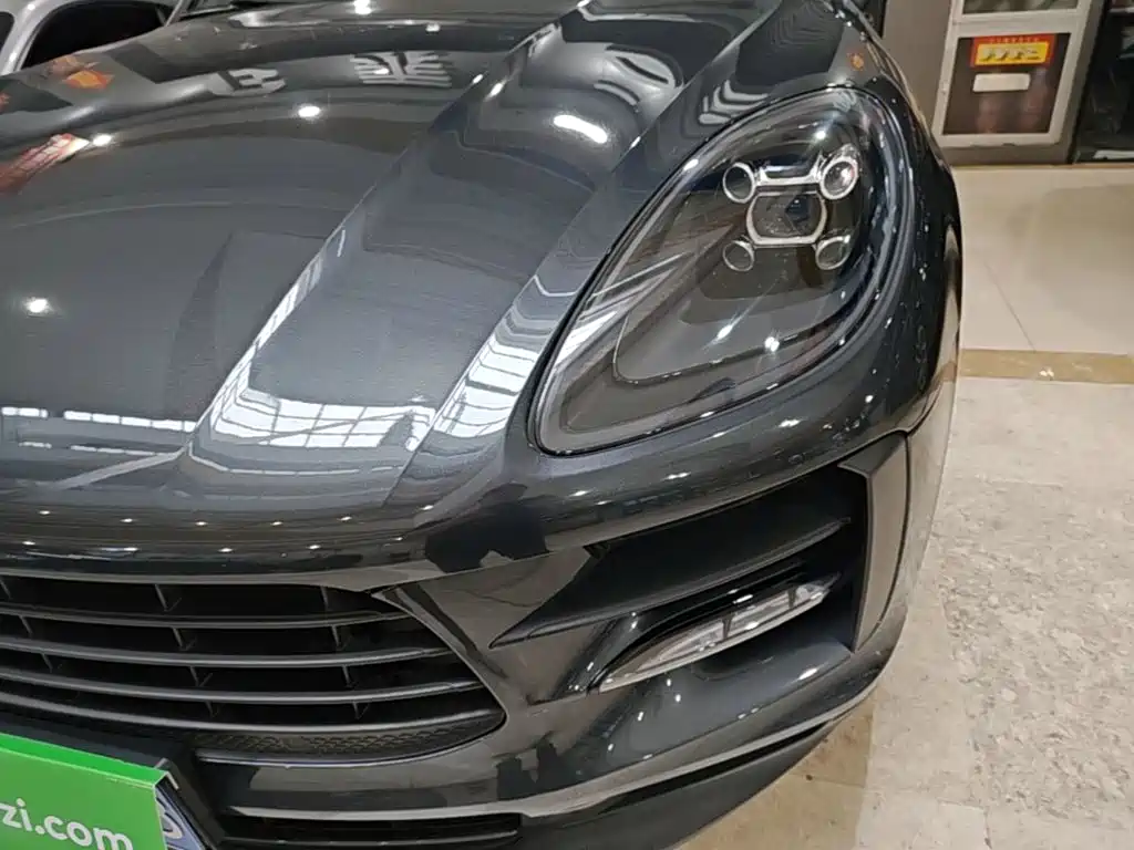Porsche Macan — миниатюра 24