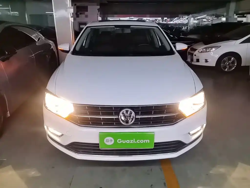 Volkswagen Bora — миниатюра 3