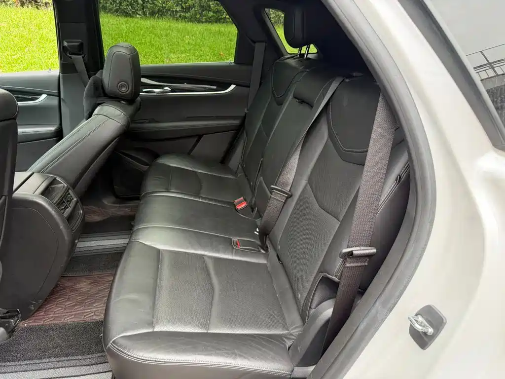 Cadillac XT5 — миниатюра 12