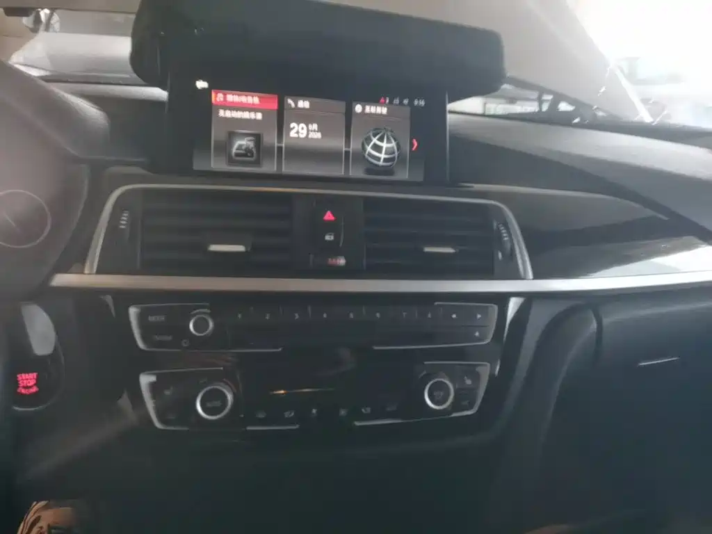 BMW 3 Series — миниатюра 13