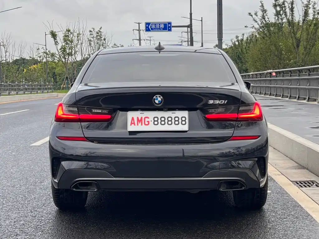 BMW 3 Series 3 2022 330Li xDrive M Sport