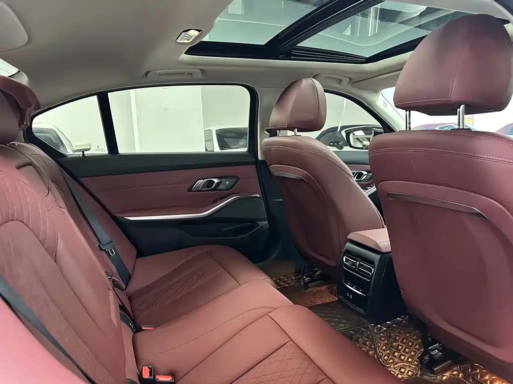 BMW 3 Series — миниатюра 16