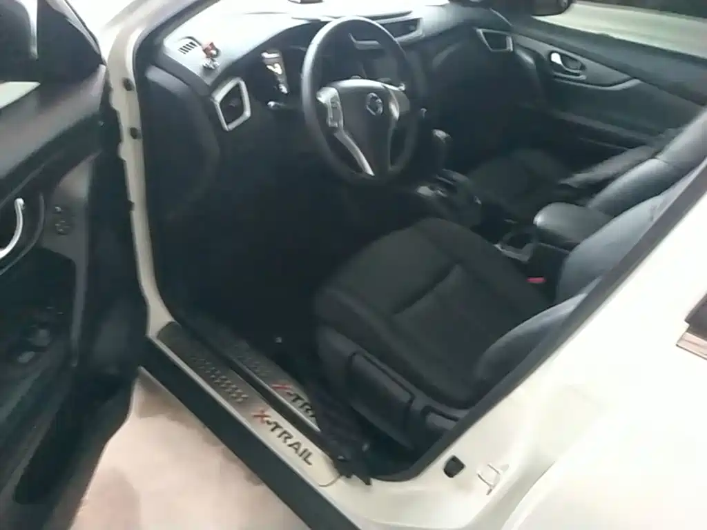 Nissan X-Trail — миниатюра 16
