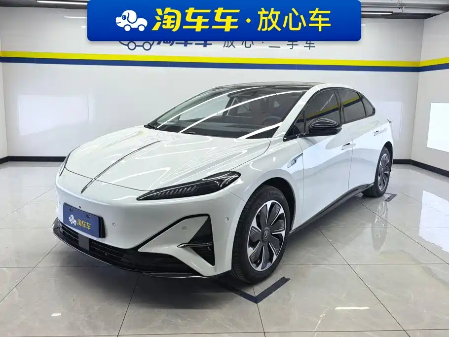 Hongqi Hongqi Tiangong 05