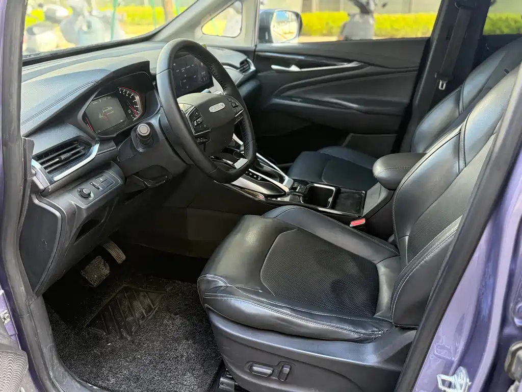 SAIC MAXUS CHASE G50