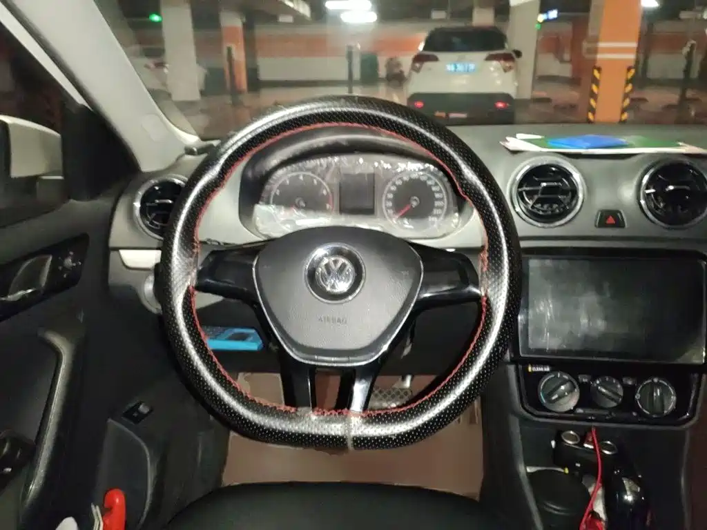 Volkswagen Jetta — миниатюра 3