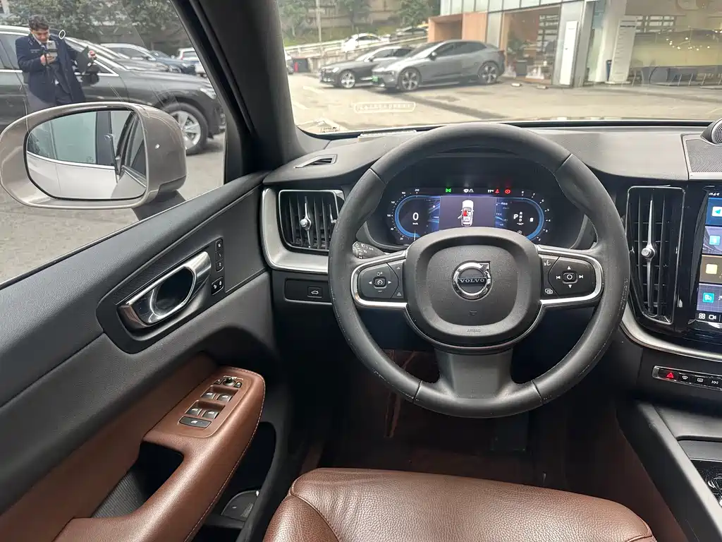 Volvo XC60 — миниатюра 15