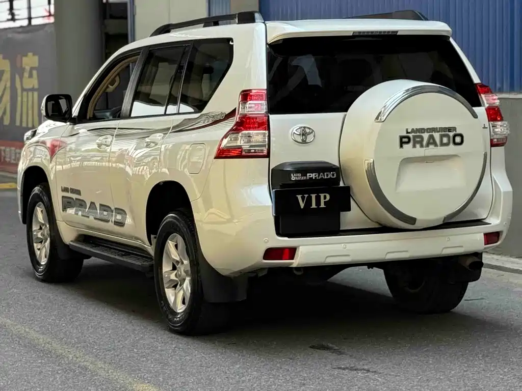 Toyota Land Cruiser Prado 2013 2.7L AT