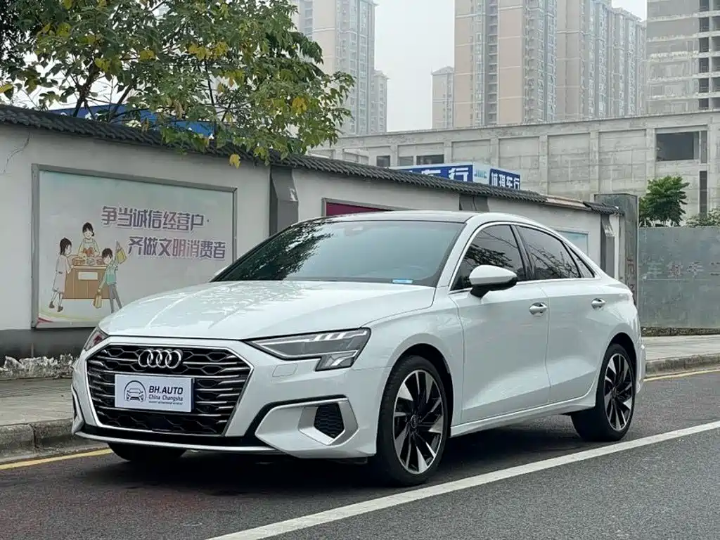 奥迪A3 2022款 A3L Limousine 35 TFSI 进取致雅型 2023