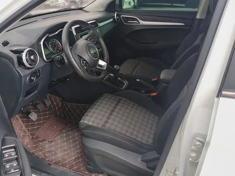 MG ZS — миниатюра 9