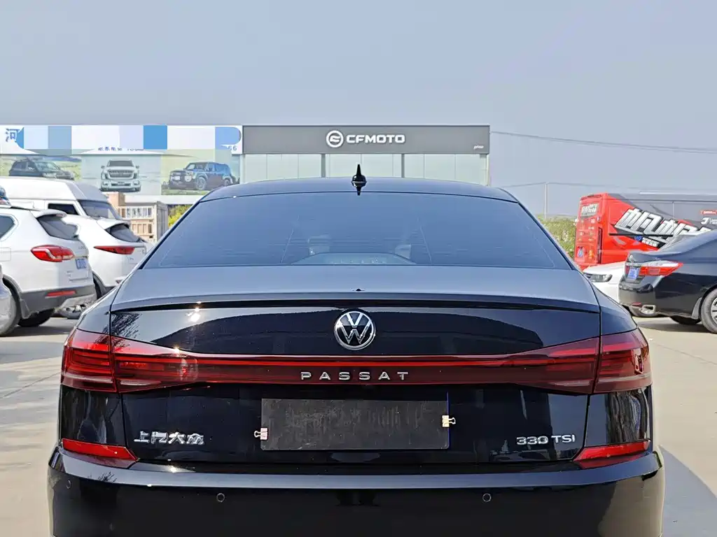 Volkswagen Passat — миниатюра 8