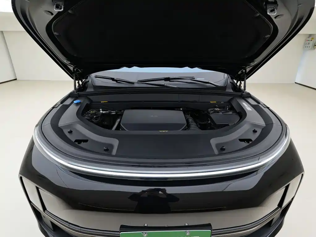 Li Auto Li L8 — миниатюра 8
