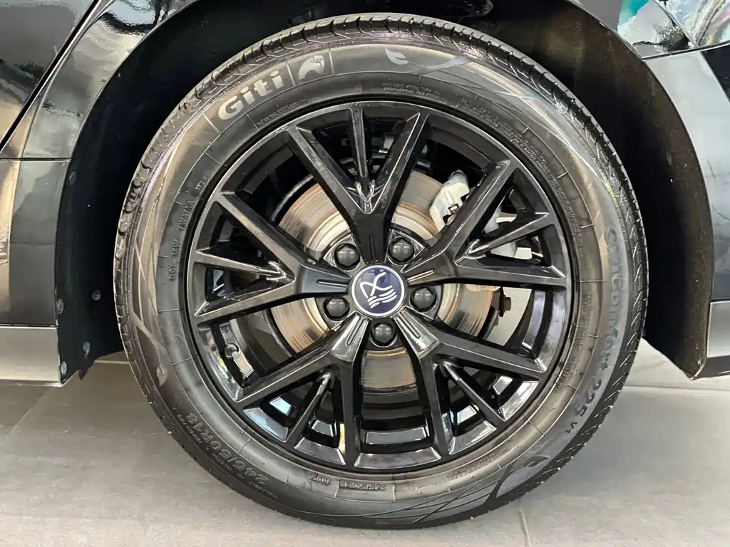 BYD Han — миниатюра 16