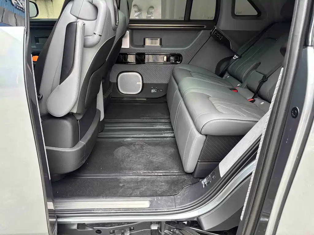 Zeekr Mix 2025 Smart Drive
