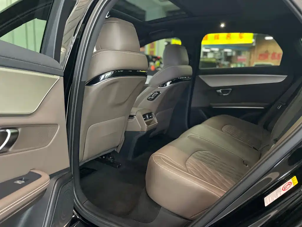 BYD Han — миниатюра 8