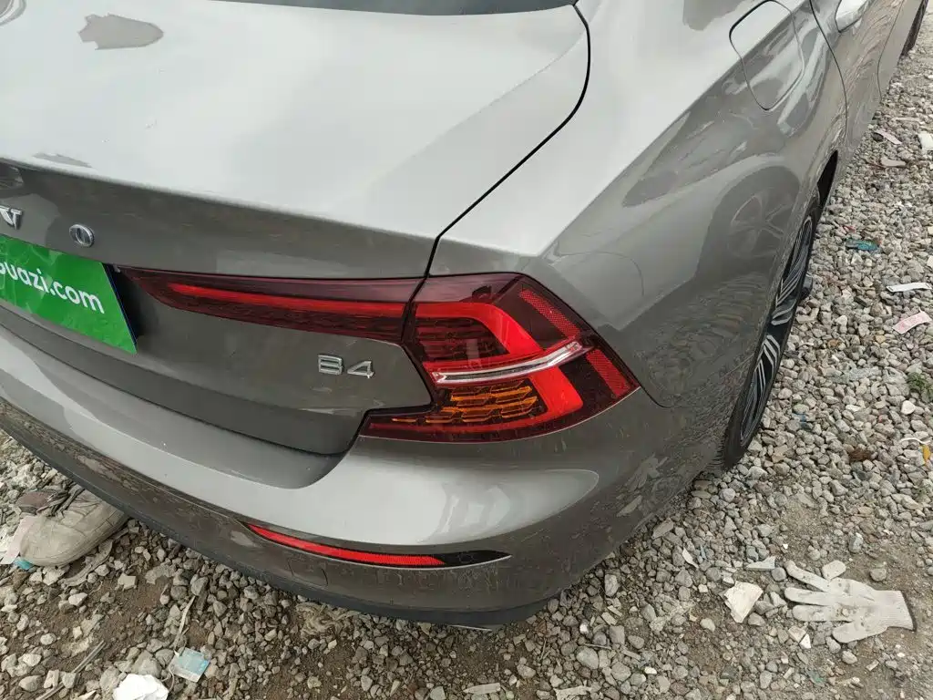 Volvo S60 2022 B4 Luxury