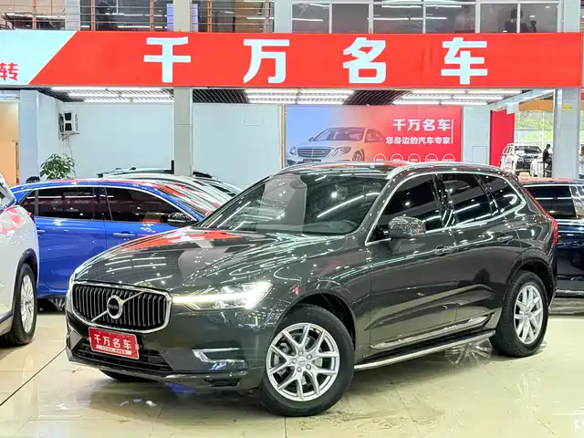 VOLVO  XC60 2021