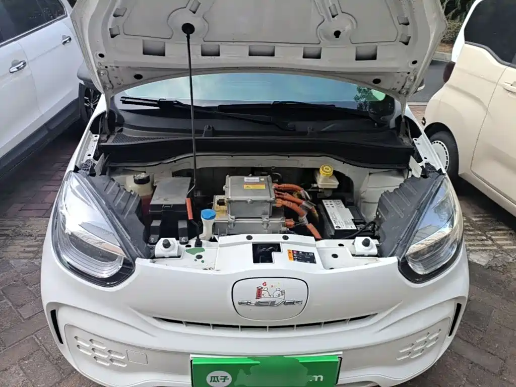 Roewe Clever — миниатюра 20