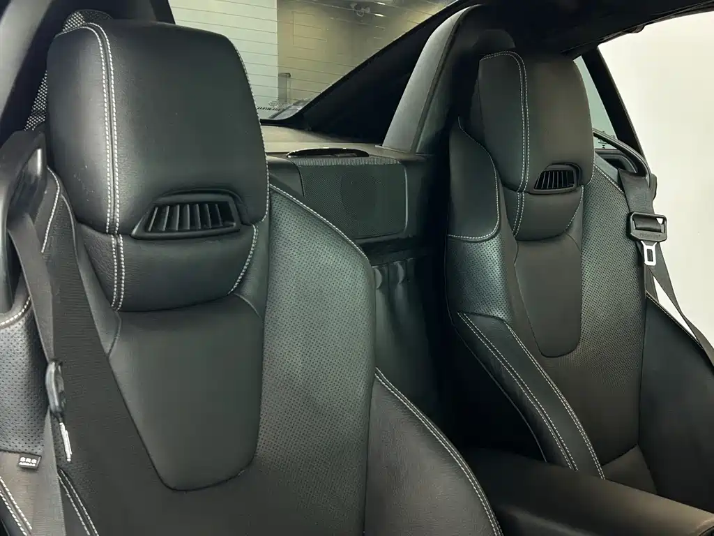 Mercedes-Benz SLC — миниатюра 10