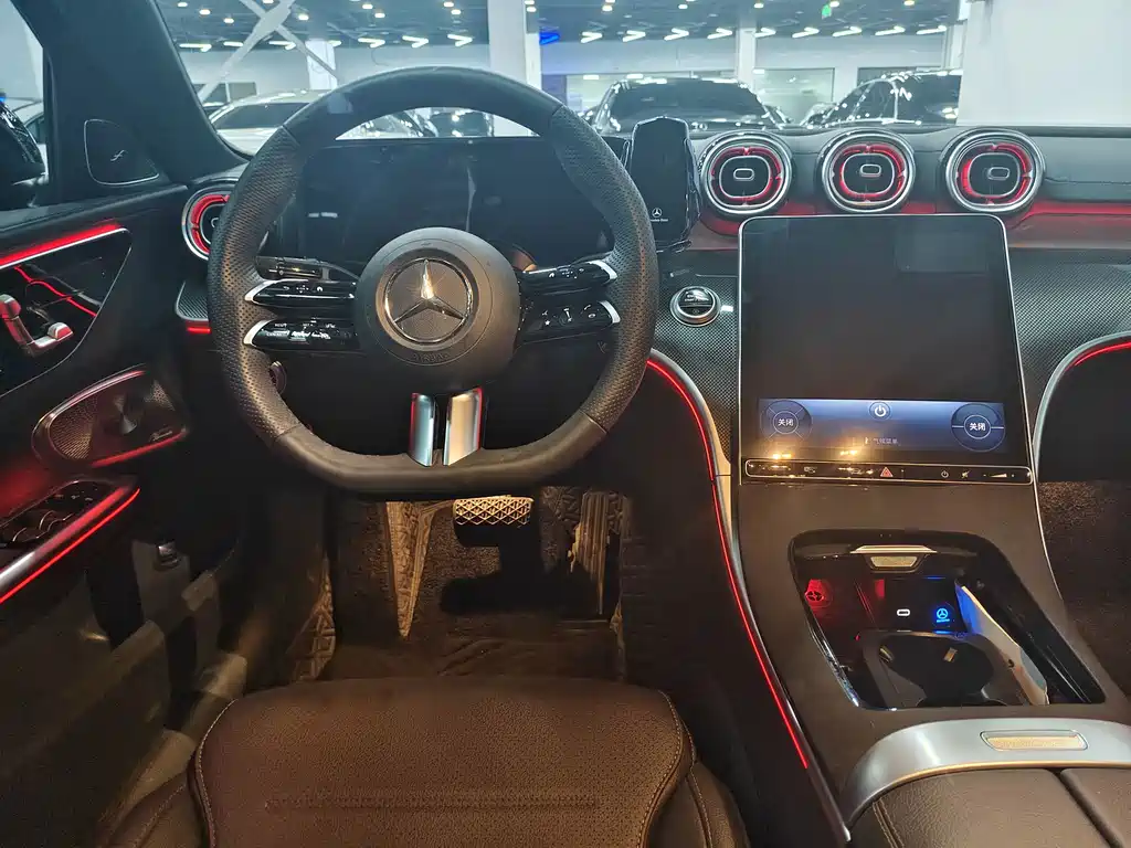 Mercedes-Benz C-Class — миниатюра 18