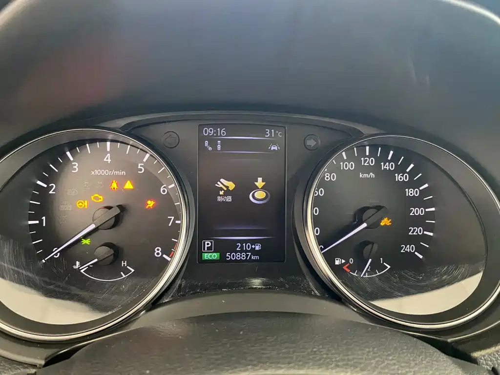 Nissan Qashqai — миниатюра 5