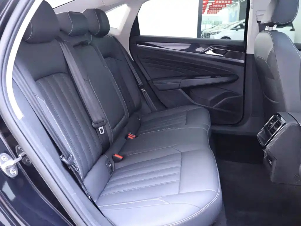 Volkswagen Passat — миниатюра 22