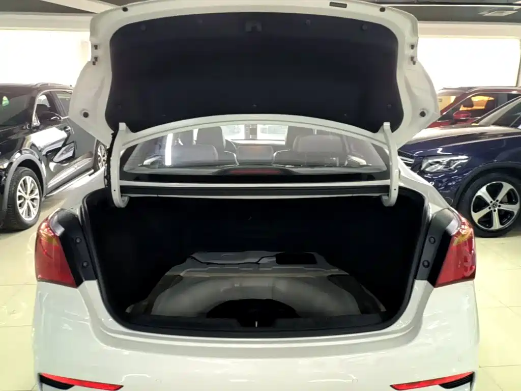Hyundai Mistra — миниатюра 19