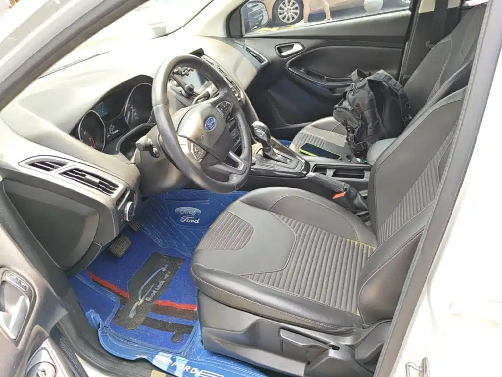 Ford Focus — миниатюра 20