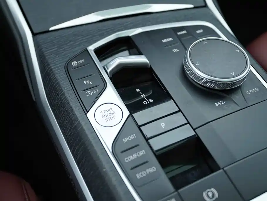 BMW 3 Series — миниатюра 8
