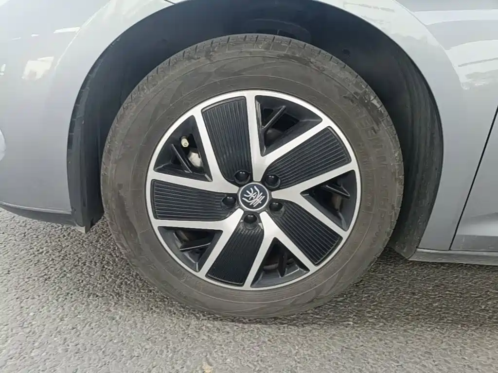BYD Qin L — миниатюра 23