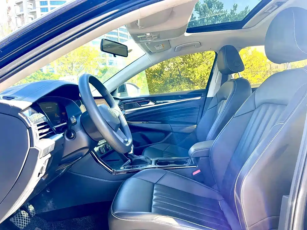 Volkswagen Passat — миниатюра 8