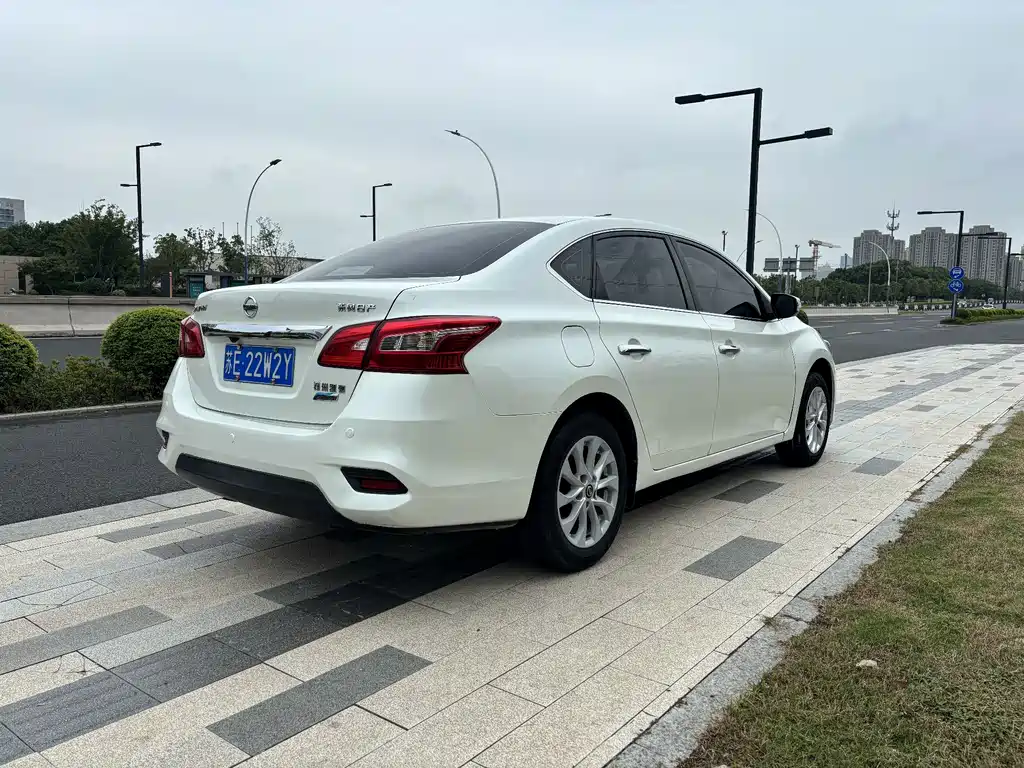 Nissan Sylphy — миниатюра 5