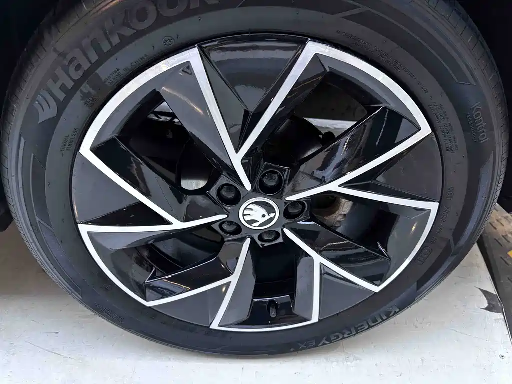 Skoda Kamiq — миниатюра 21