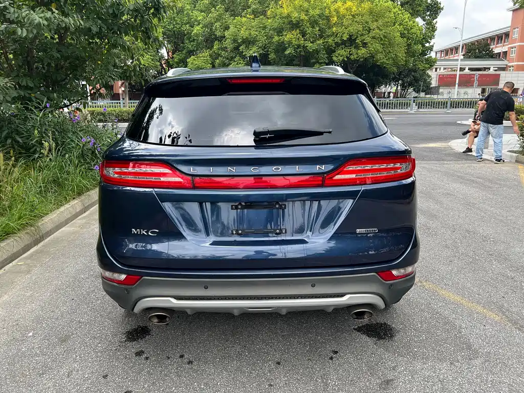 Lincoln MKC — миниатюра 6