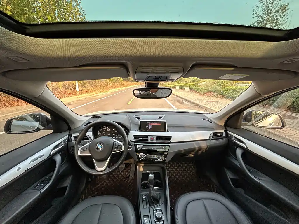BMW X1 — миниатюра 8