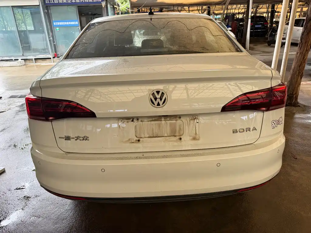 Volkswagen Bora — миниатюра 12