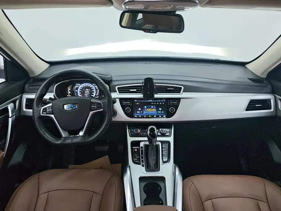 Geely Boyue — миниатюра 12
