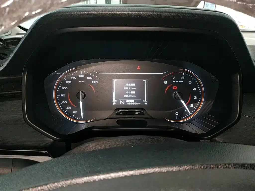 Wuling Jiachen 2022 1.5L MT Comfort