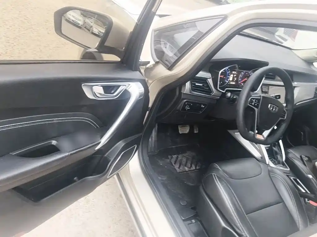 Geely Vision X3 — миниатюра 16