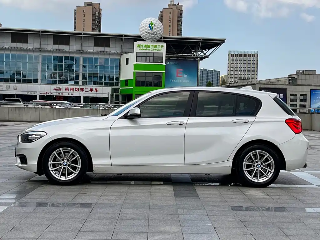 BMW 1 Series (Import) — миниатюра 3
