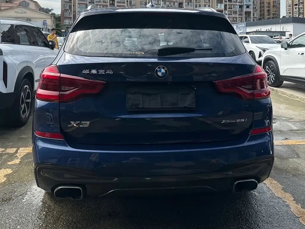 BMW X3 — миниатюра 7