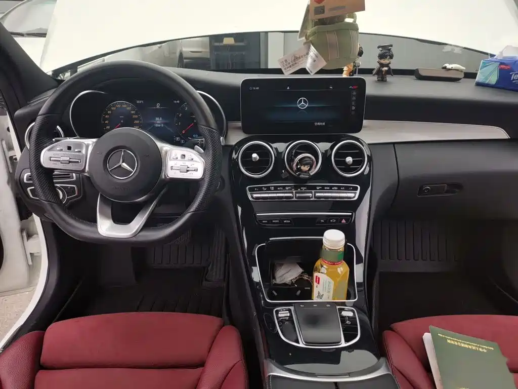 Mercedes-Benz C-Class — миниатюра 13